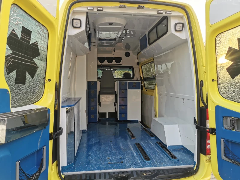 Mercedes-Benz Sprinter 319 Линейка, снимка 9 - Бусове и автобуси - 52160070