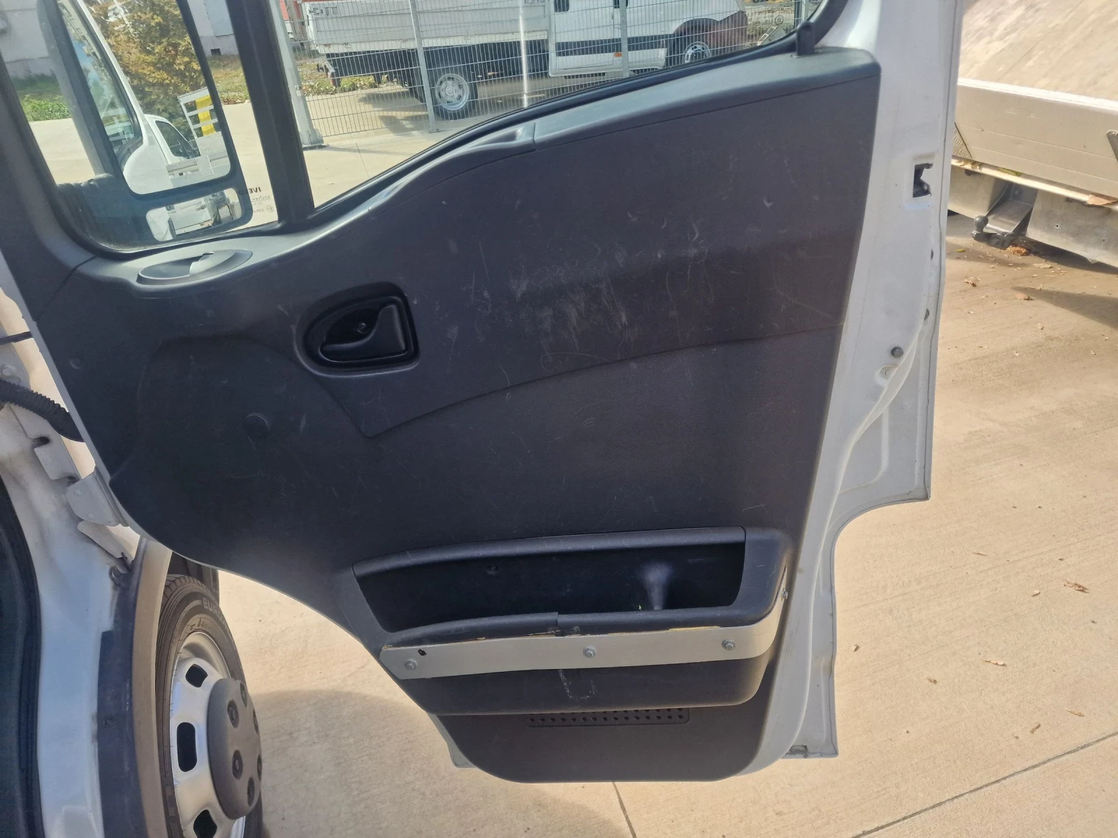 Iveco 35c13   CH | Mobile.bg   11