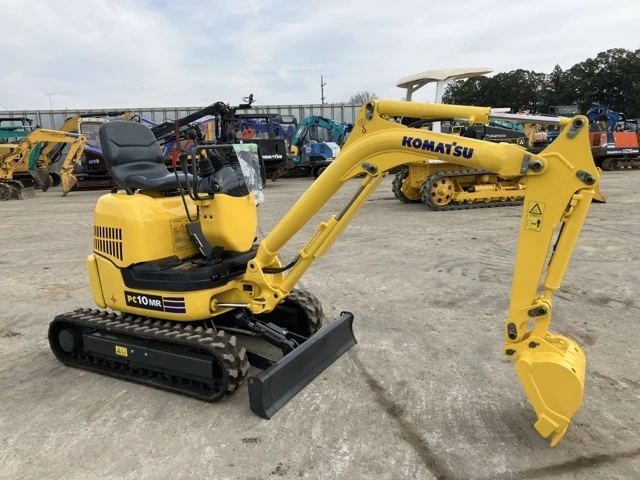Багер Komatsu PC10MR-2 РАЗШИРЯЕМИ ВЕРИГИ - ОЧАКВАН 06.06.2026, снимка 2 - Индустриална техника - 53611782