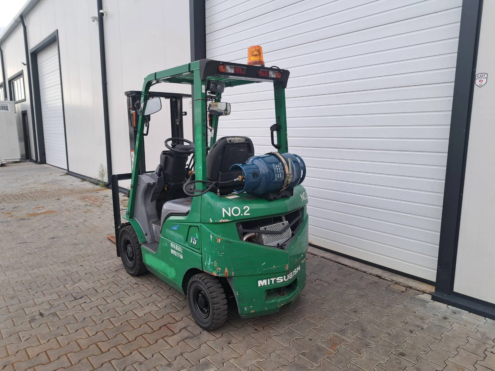  Mitsubishi FGE15T | Mobile.bg   2