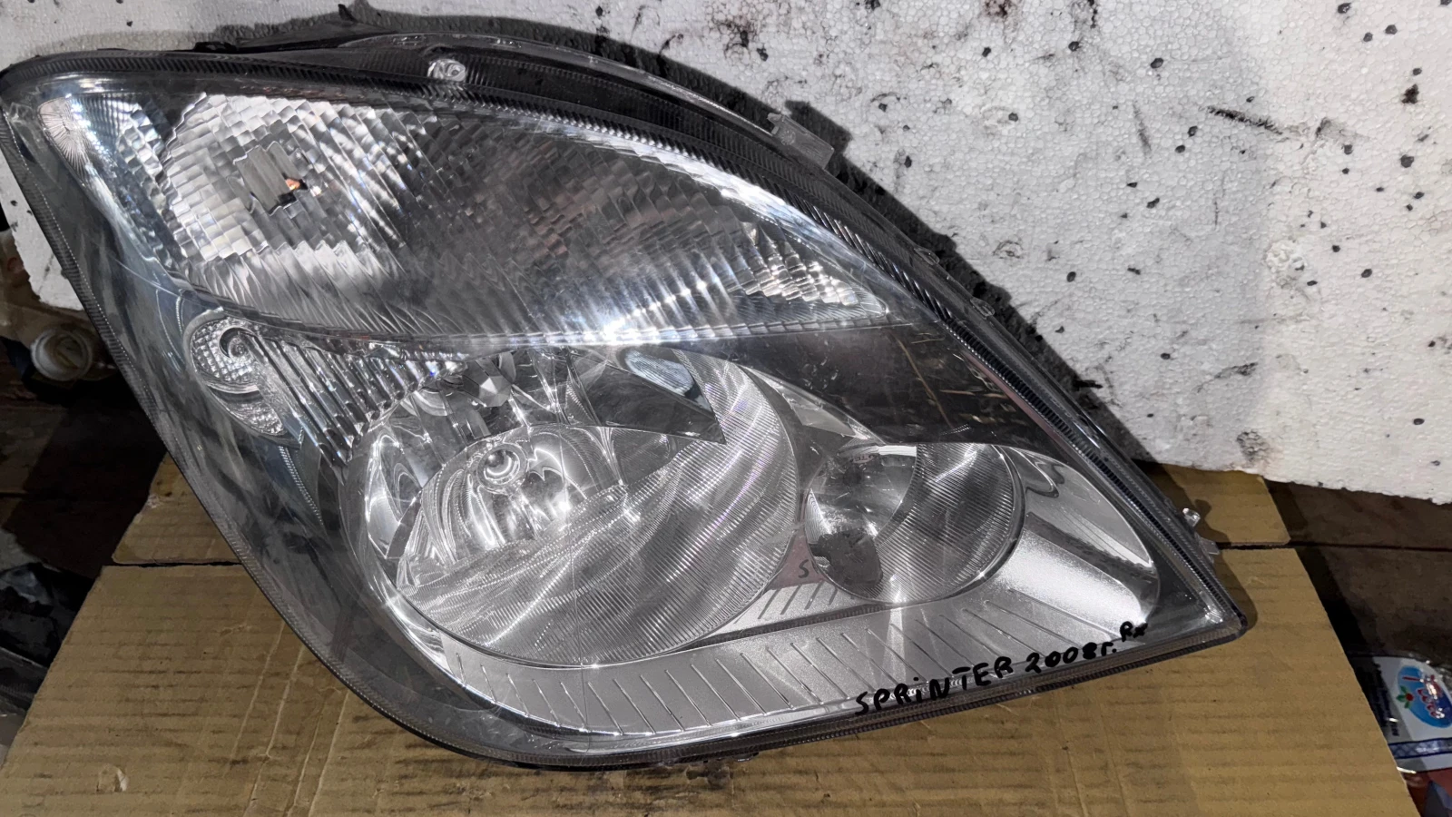   a Mercedes Sprinter -  A9068200261 / 1EB247012-02 | Mobile.bg   1