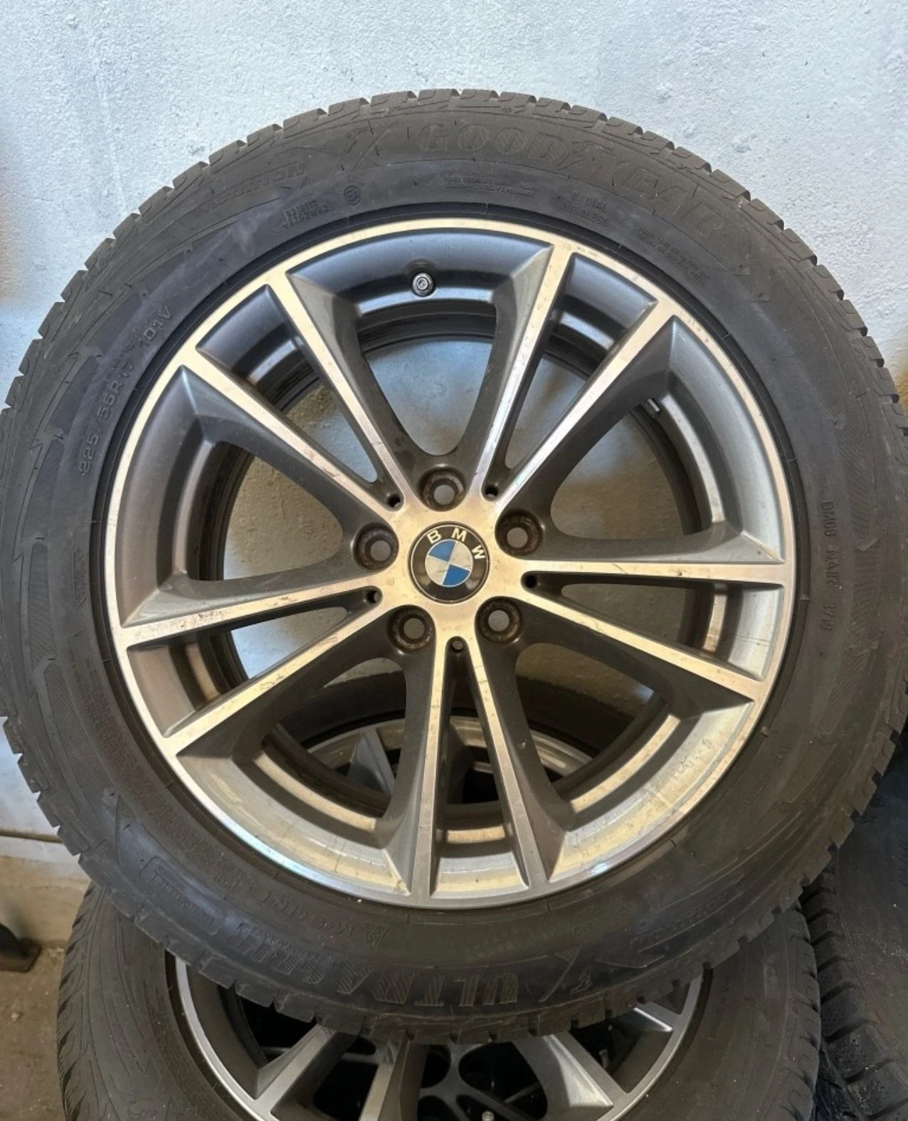 Гуми с джанти Goodyear 225/55R17