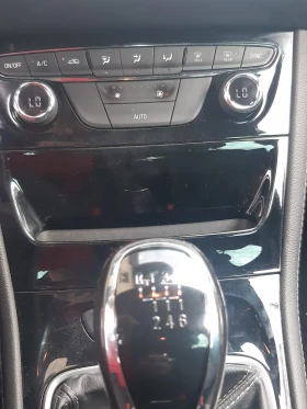 Opel Astra Opel Astra K SPORT TOURER 1.6 Turbo 136 к.с., снимка 10