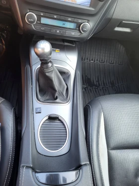 Toyota Avensis, снимка 12