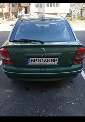 Opel Astra, снимка 3 - Автомобили и джипове - 45243512