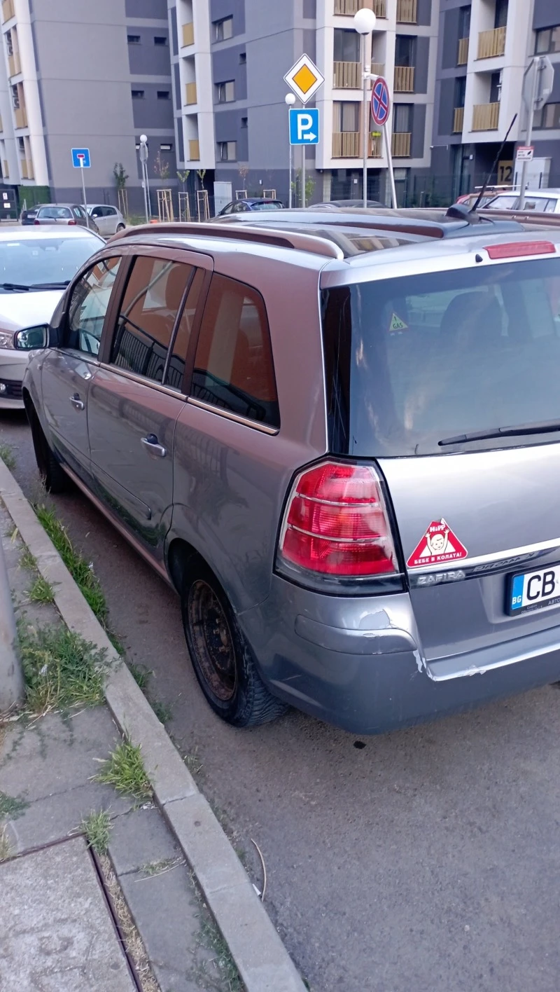 Opel Zafira, снимка 3 - Автомобили и джипове - 47198974