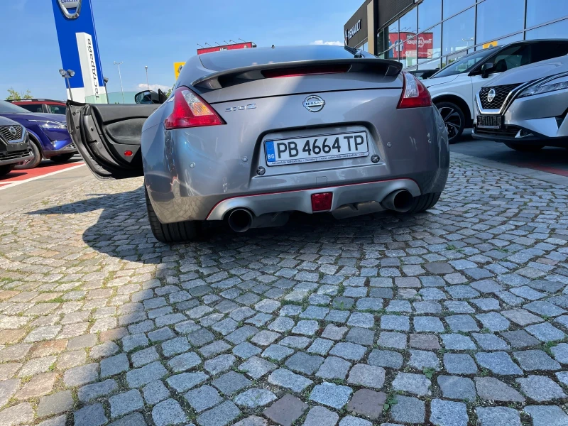 Nissan 370Z, снимка 3 - Автомобили и джипове - 47479352