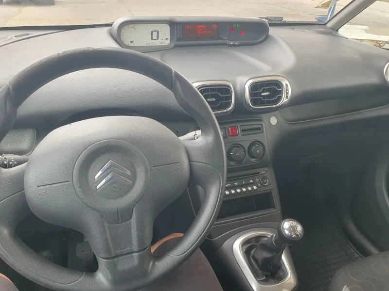 Citroen C3 Picasso 1, 4 benzin 95hp, снимка 3 - Автомобили и джипове - 47200765