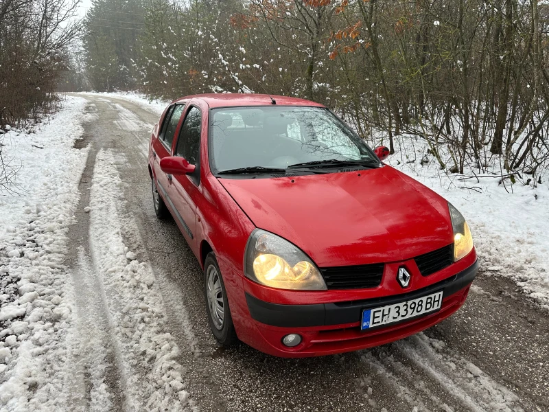 Renault Clio, снимка 11 - Автомобили и джипове - 48487267