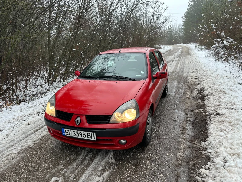 Renault Clio, снимка 10 - Автомобили и джипове - 48487267