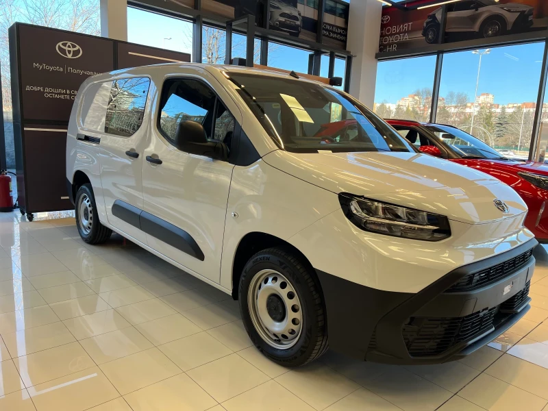 Toyota Proace City Crew Cab L2 1.5D 6MT НАЛИЧЕН , снимка 3 - Автомобили и джипове - 48517250