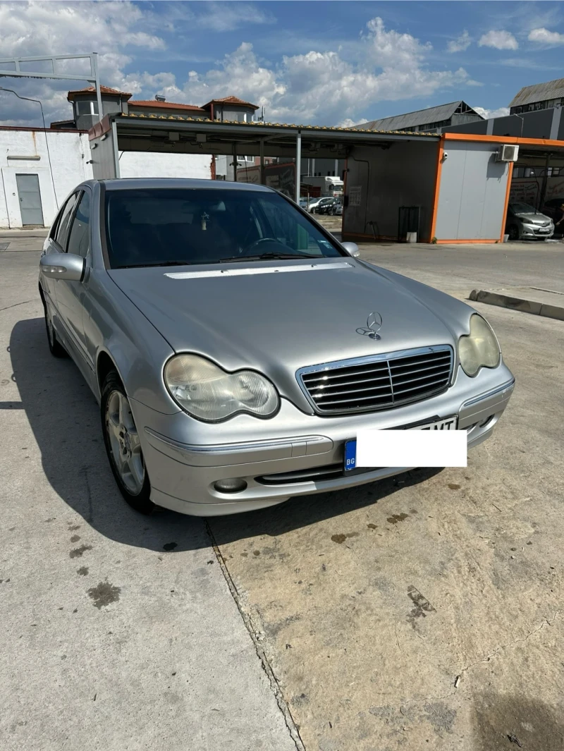 Mercedes-Benz C 200, снимка 5 - Автомобили и джипове - 52449432