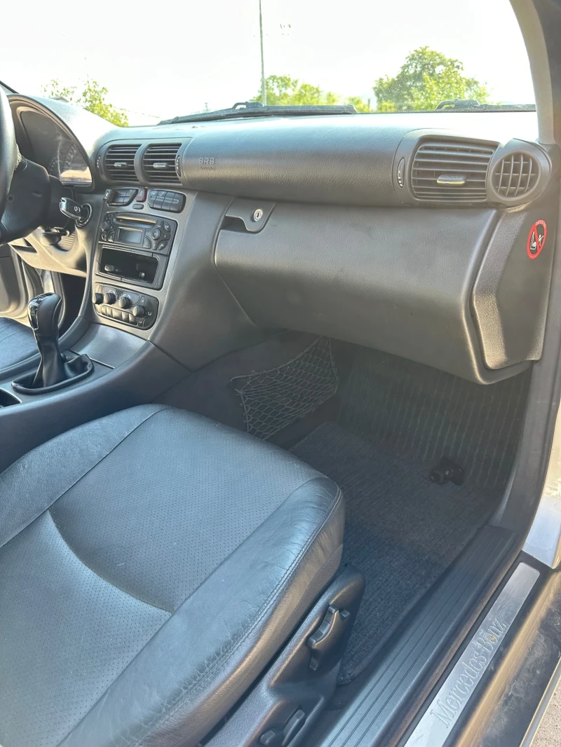 Mercedes-Benz C 200, снимка 6 - Автомобили и джипове - 52449432