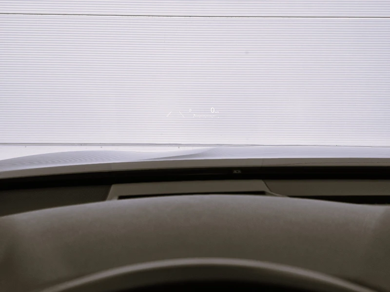 Toyota Camry 2.5Hybrid Premium Full 36.000KM, снимка 16 - Автомобили и джипове - 52046701