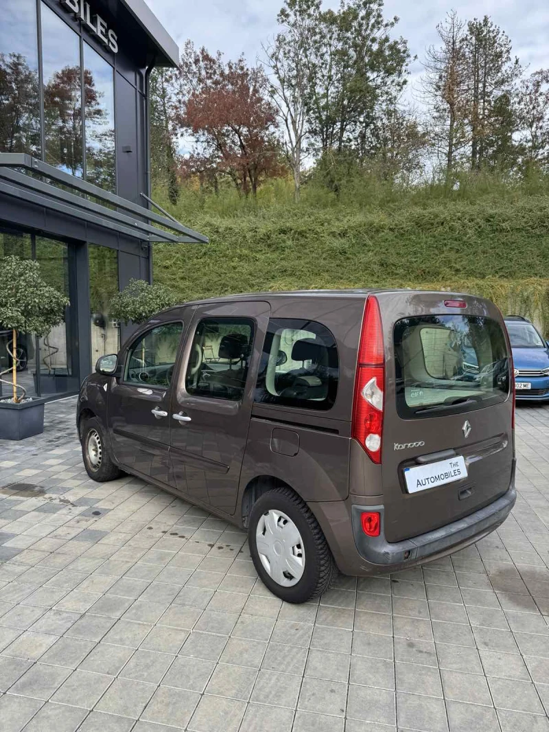 Renault Kangoo, снимка 6 - Автомобили и джипове - 52095239
