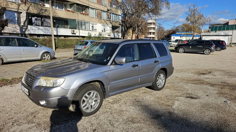 Subaru Forester, снимка 3 - Автомобили и джипове - 52615941