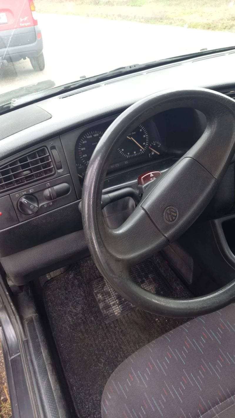 VW Golf, снимка 10 - Автомобили и джипове - 53101205