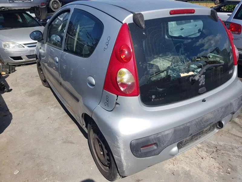 Peugeot 107, снимка 3 - Автомобили и джипове - 45613896