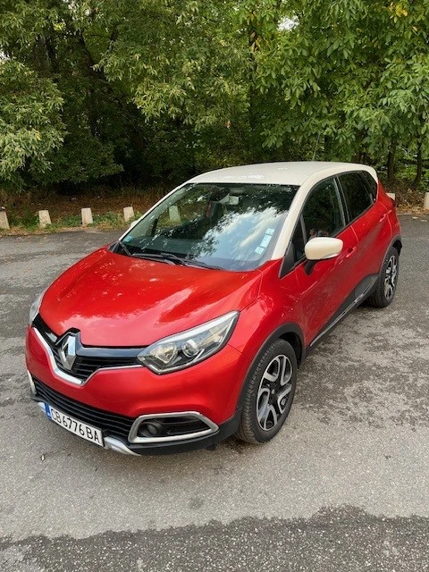 Renault Captur, снимка 8 - Автомобили и джипове - 47228146