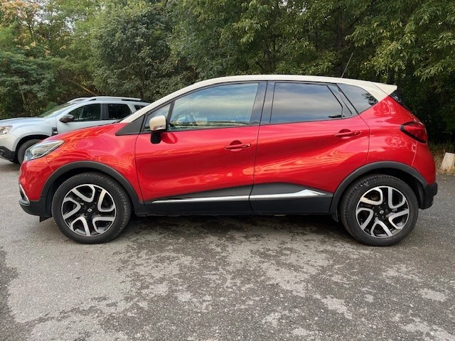 Renault Captur, снимка 9 - Автомобили и джипове - 47228146