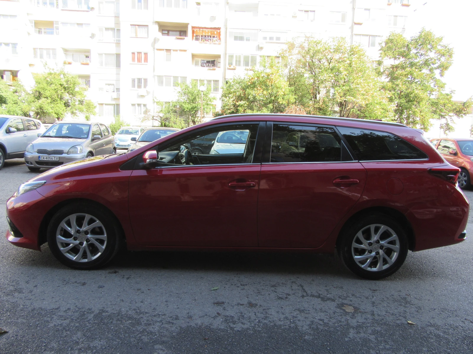 Toyota Auris 1.4D-4D 128000km! EURO6 - изображение 8