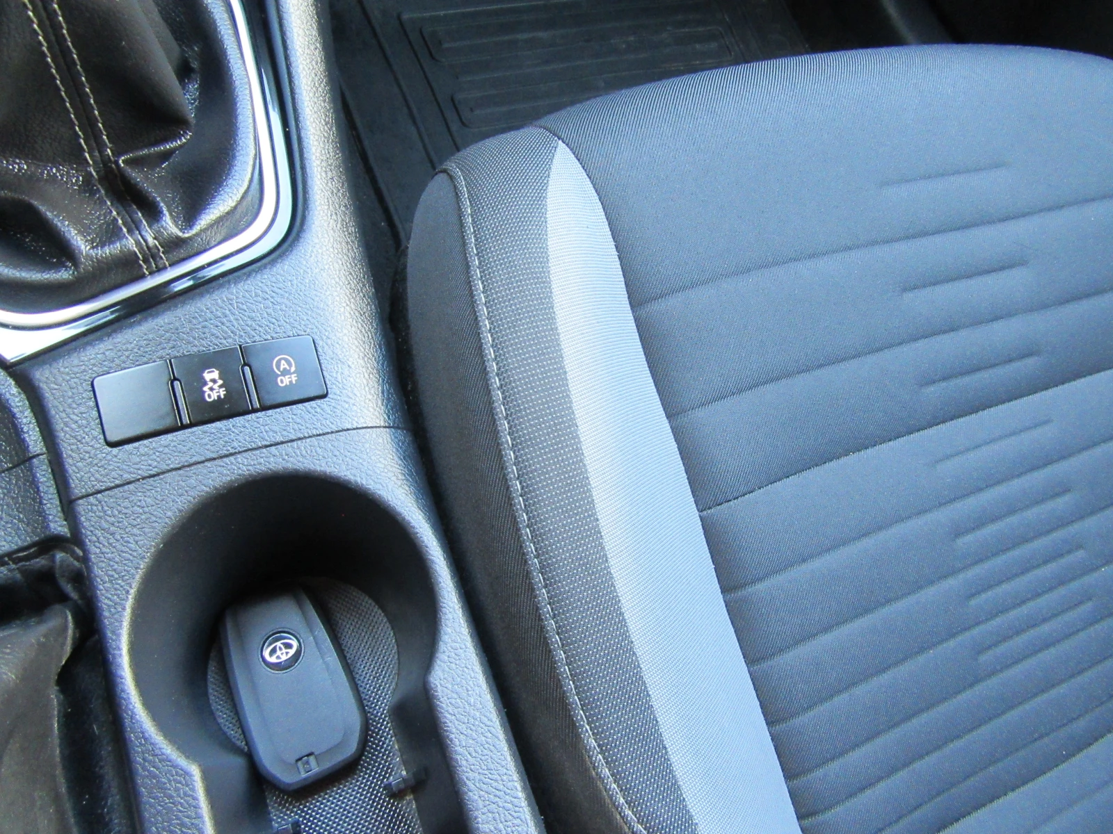 Toyota Auris 1.4D-4D 128000km! EURO6/FACELIFT | Mobile.bg   17