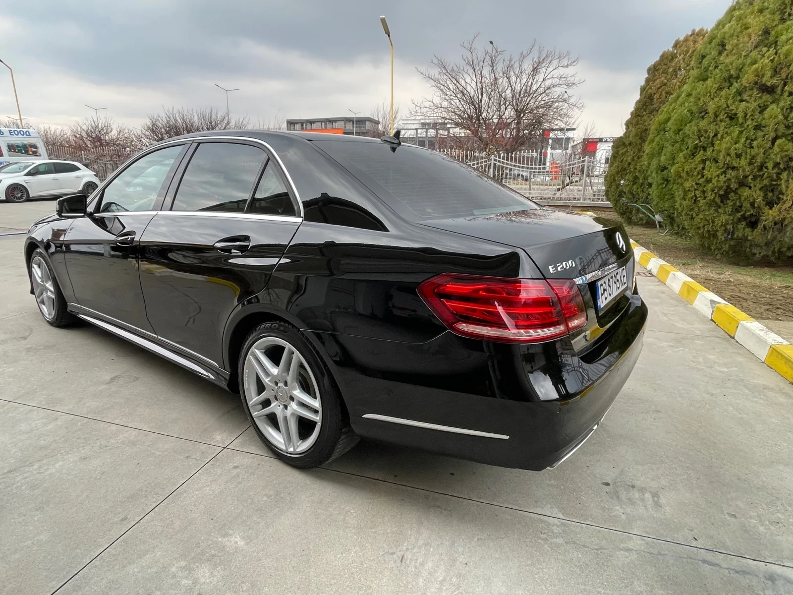 Mercedes-Benz E 200 * AMG * Facelift*  | Mobile.bg   11