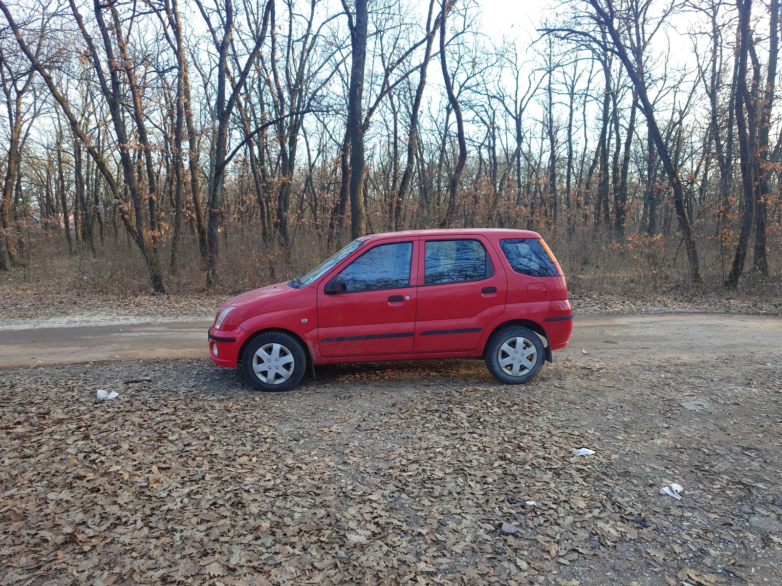 Subaru Justy  - изображение 2