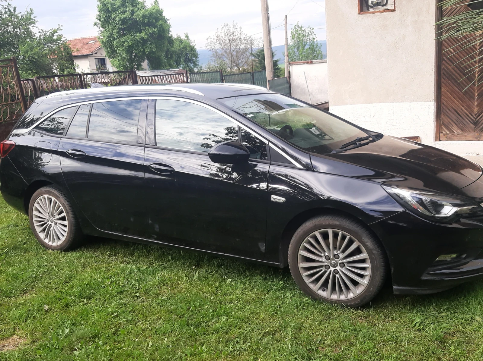 Opel Astra Opel Astra K SPORT TOURER 1.6 Turbo 136 к.с. - изображение 2
