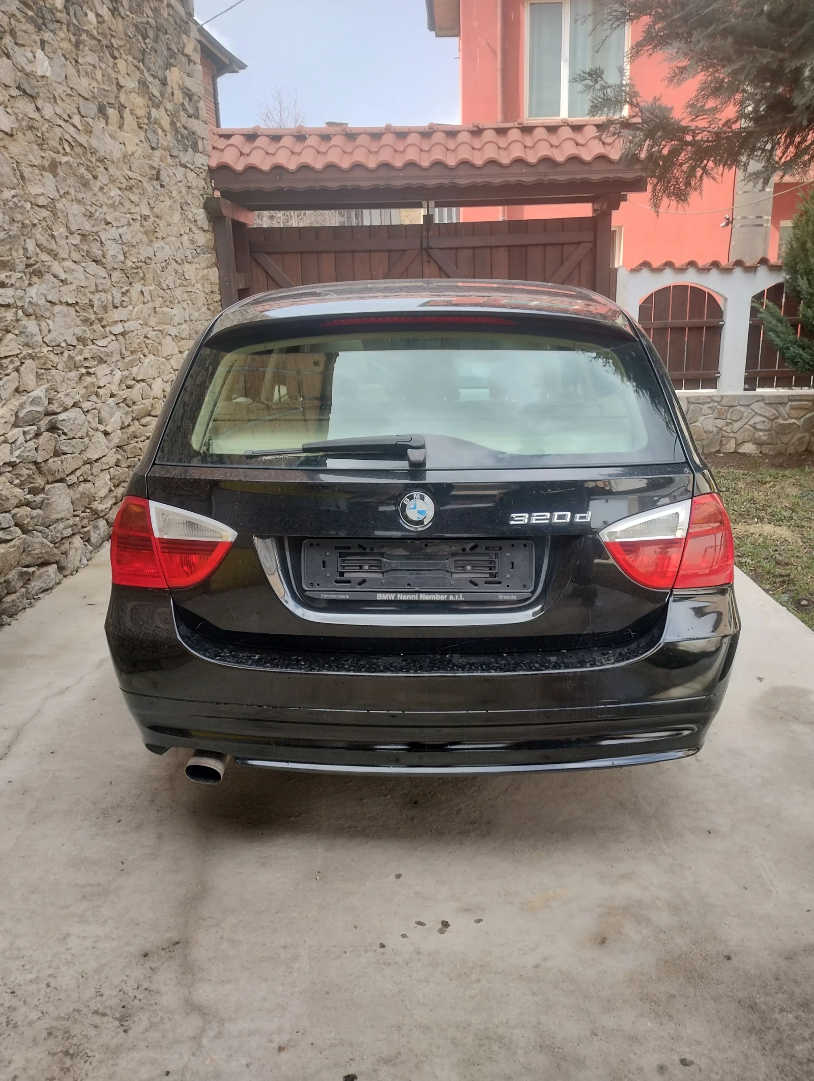 BMW 320 2000d - изображение 8