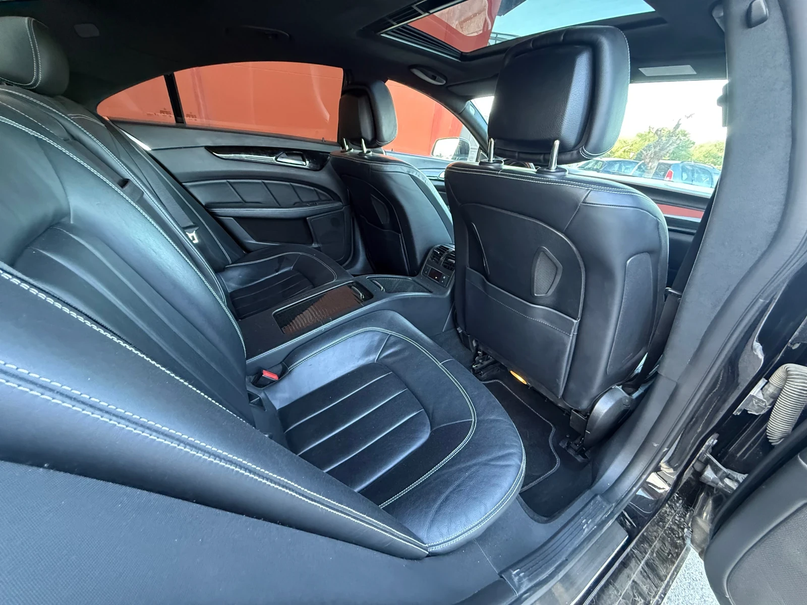 Mercedes-Benz CLS 350 4x4* AMG* МАСаЖ - изображение 6