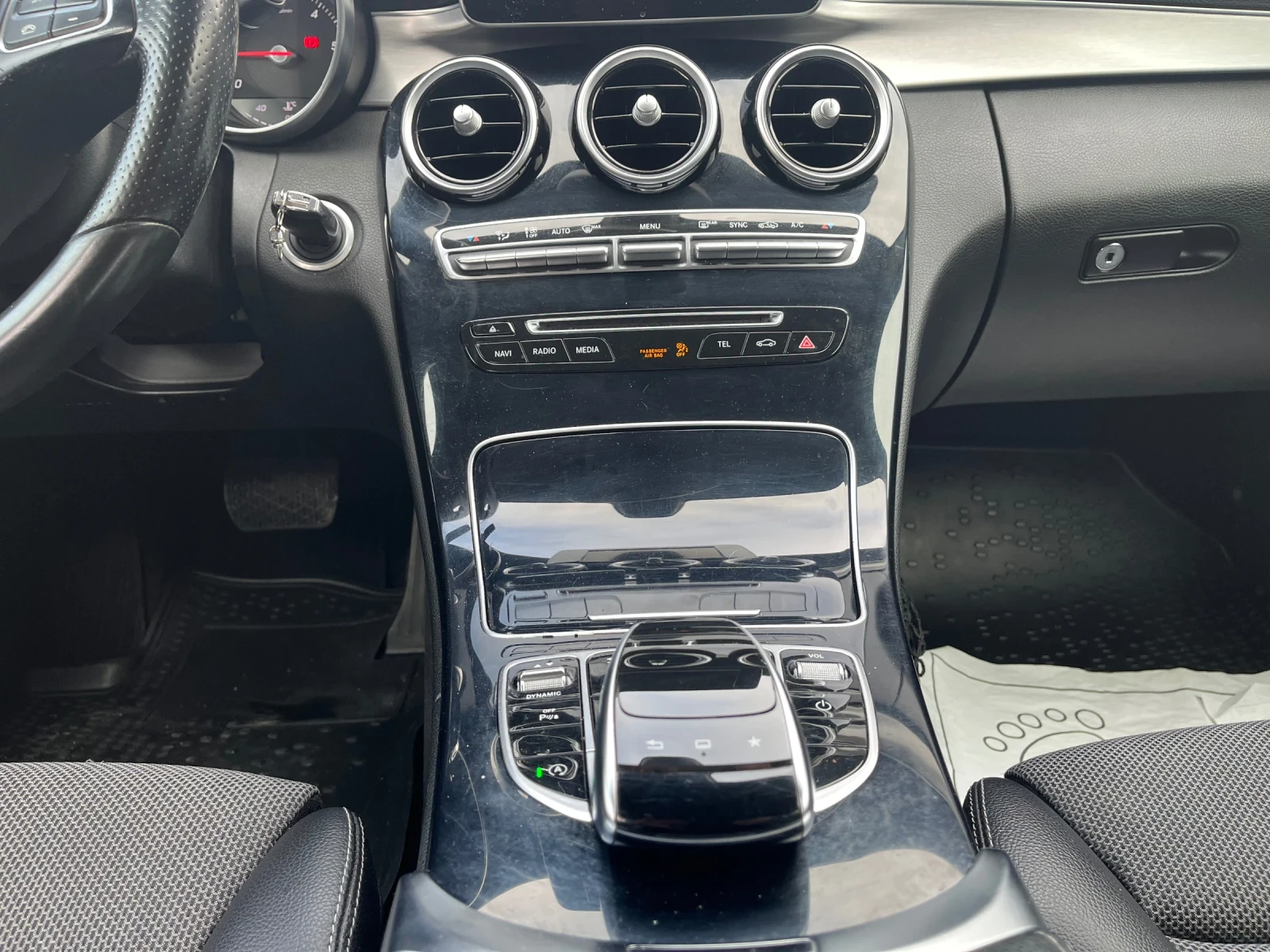 Mercedes-Benz C 220 | Mobile.bg � ����������� 13