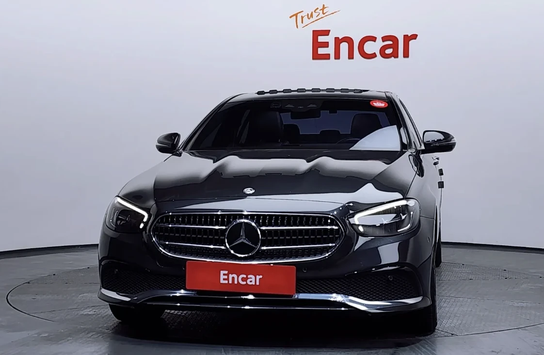 Mercedes-Benz E 250 AMG* PACK* AVANTGARDE* ДИГИТАЛНО* ТАБЛО* 360КАМЕРА - изображение 3