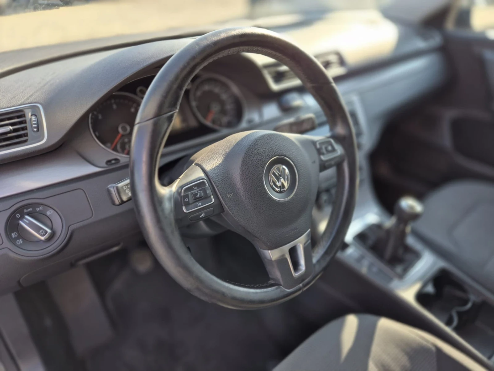 VW Passat 2.0 TDI - изображение 9