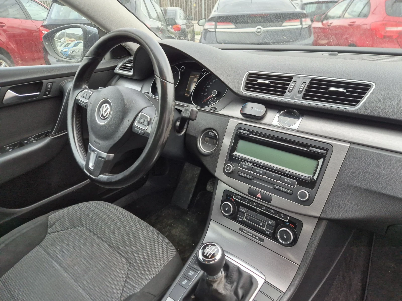 VW Passat 2.0 TDI, снимка 11 - Автомобили и джипове - 53603781