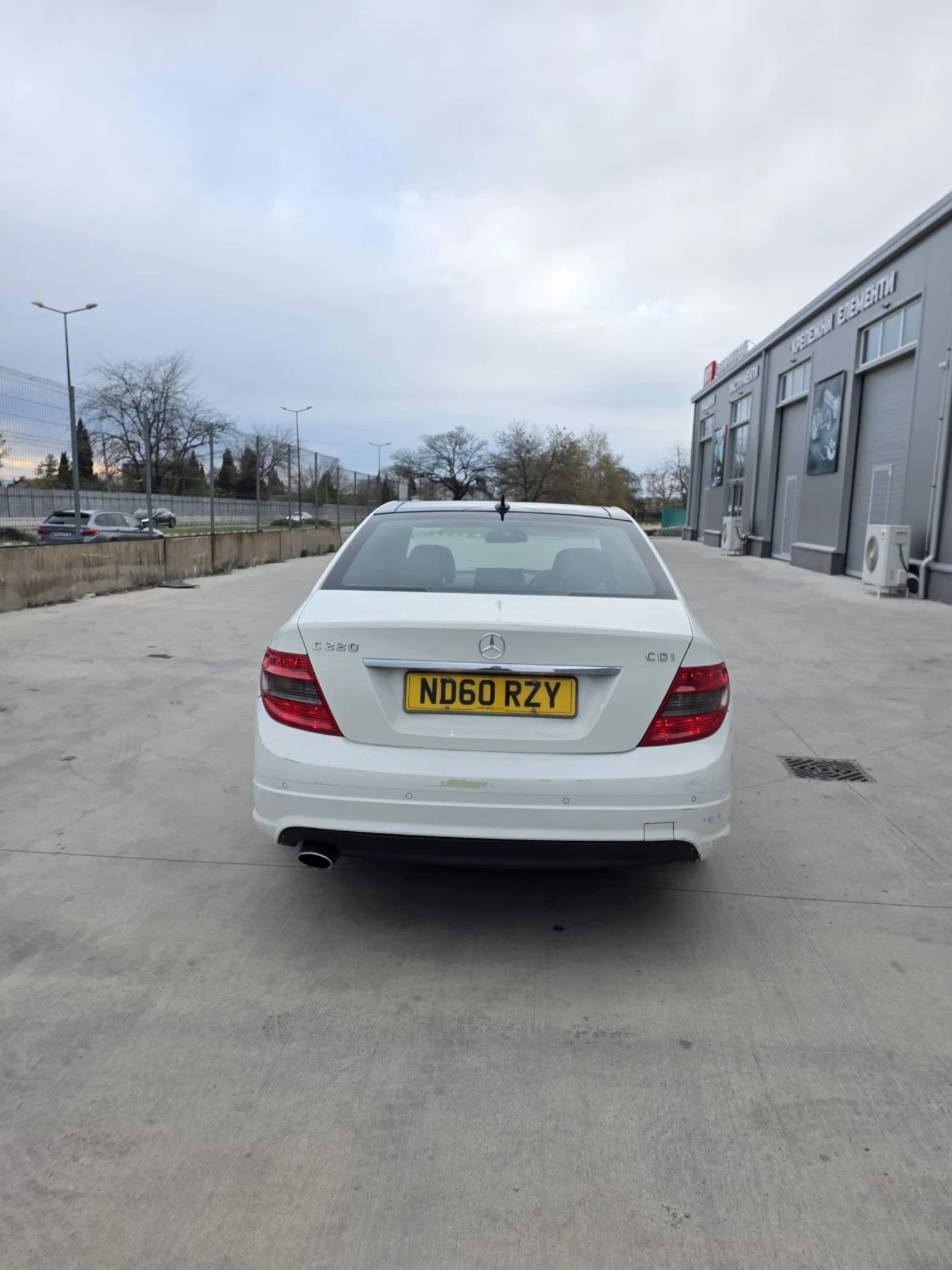 Mercedes-Benz C 220 CDI/AUTOMAT, снимка 11 - Автомобили и джипове - 54284865