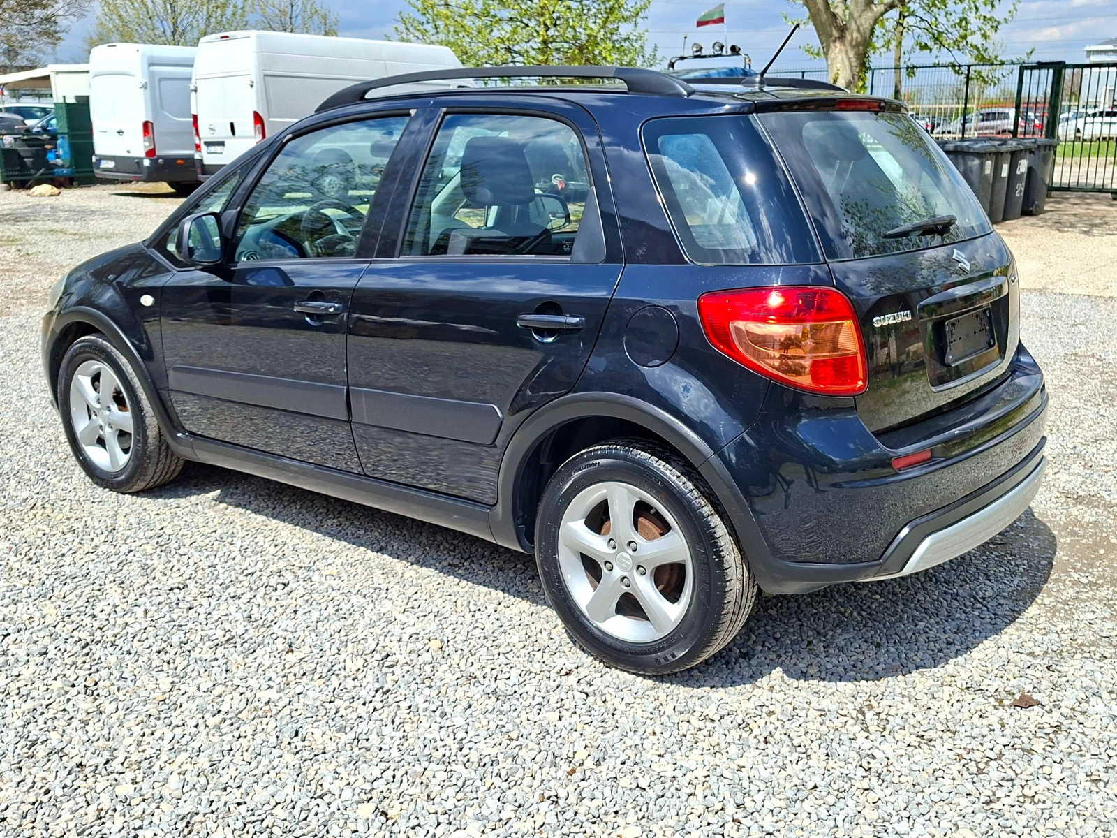 Suzuki SX4 1.6i + ПОДАРЪК , снимка 7 - Автомобили и джипове - 54387291