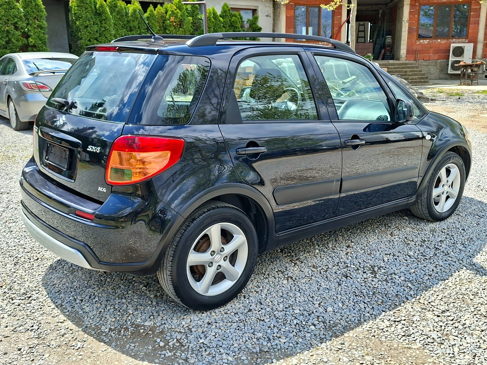 Suzuki SX4 1.6i + ПОДАРЪК , снимка 5 - Автомобили и джипове - 54387291