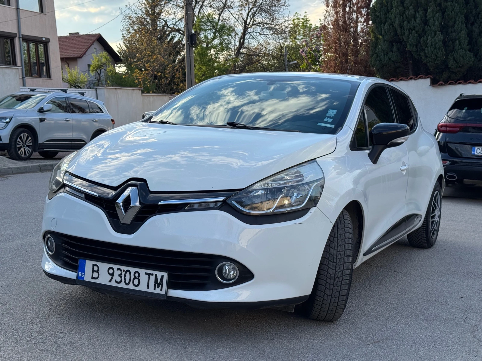 Renault Clio 1.2 бензин/газ, снимка 4 - Автомобили и джипове - 54449484