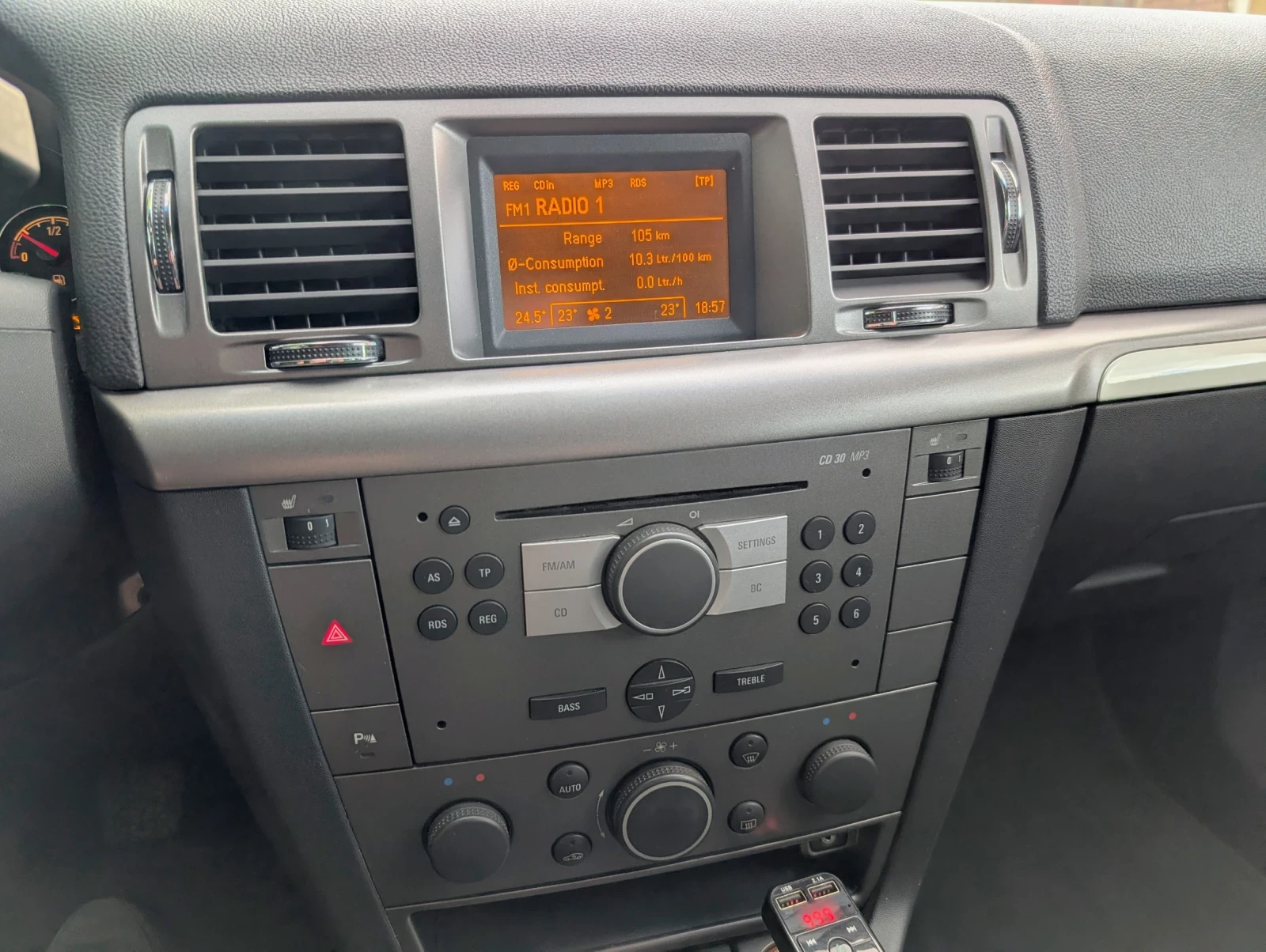 Opel Signum, снимка 10 - Автомобили и джипове - 54898811