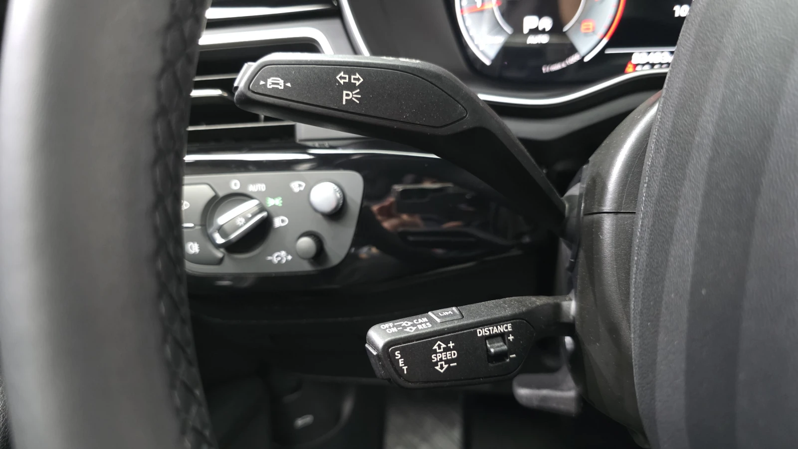 Audi A4  40 TFSI PREMIUM, снимка 11 - Автомобили и джипове - 55335856