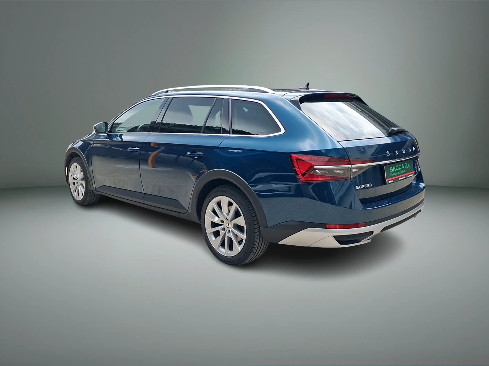 Skoda Superb Комби Скаут 2, 0 TDI, 200 к.с., 7DSG, снимка 3 - Автомобили и джипове - 55562874