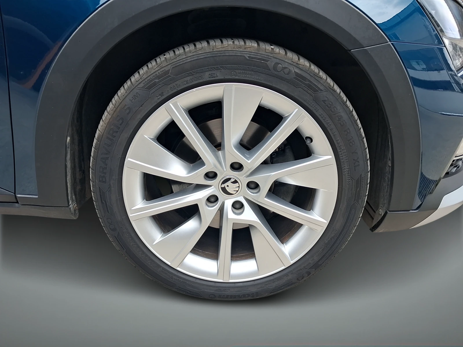 Skoda Superb Комби Скаут 2, 0 TDI, 200 к.с., 7DSG, снимка 7 - Автомобили и джипове - 55562874