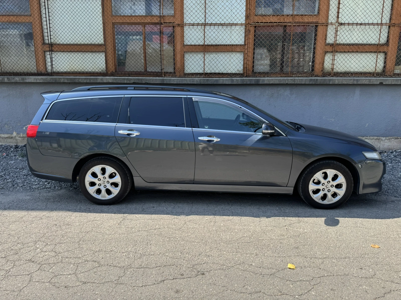 Honda Accord FACELIFT 2.4I-VTEC / Газ-бензин, снимка 8 - Автомобили и джипове - 55779736