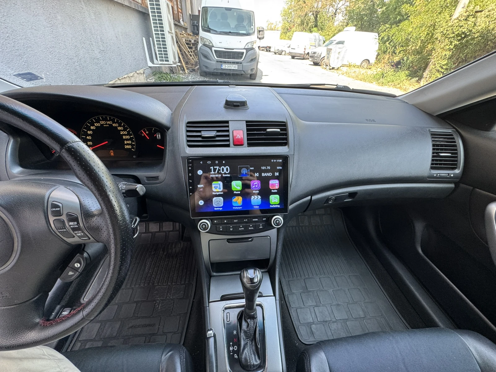 Honda Accord FACELIFT 2.4I-VTEC / Газ-бензин, снимка 11 - Автомобили и джипове - 55779736