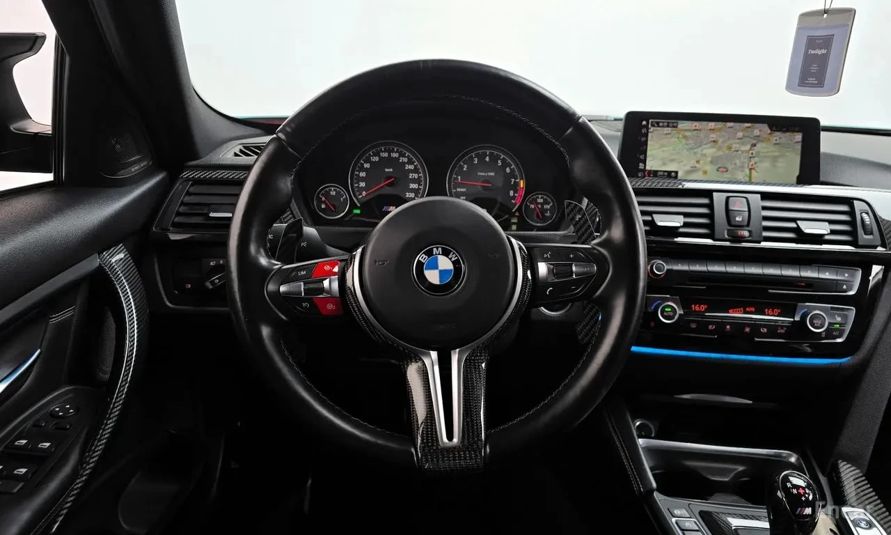 BMW M3 * CARBON * ФИКСИРАНА ЦЕНА ДО БЪЛГАРИЯ* , снимка 13 - Автомобили и джипове - 56119376