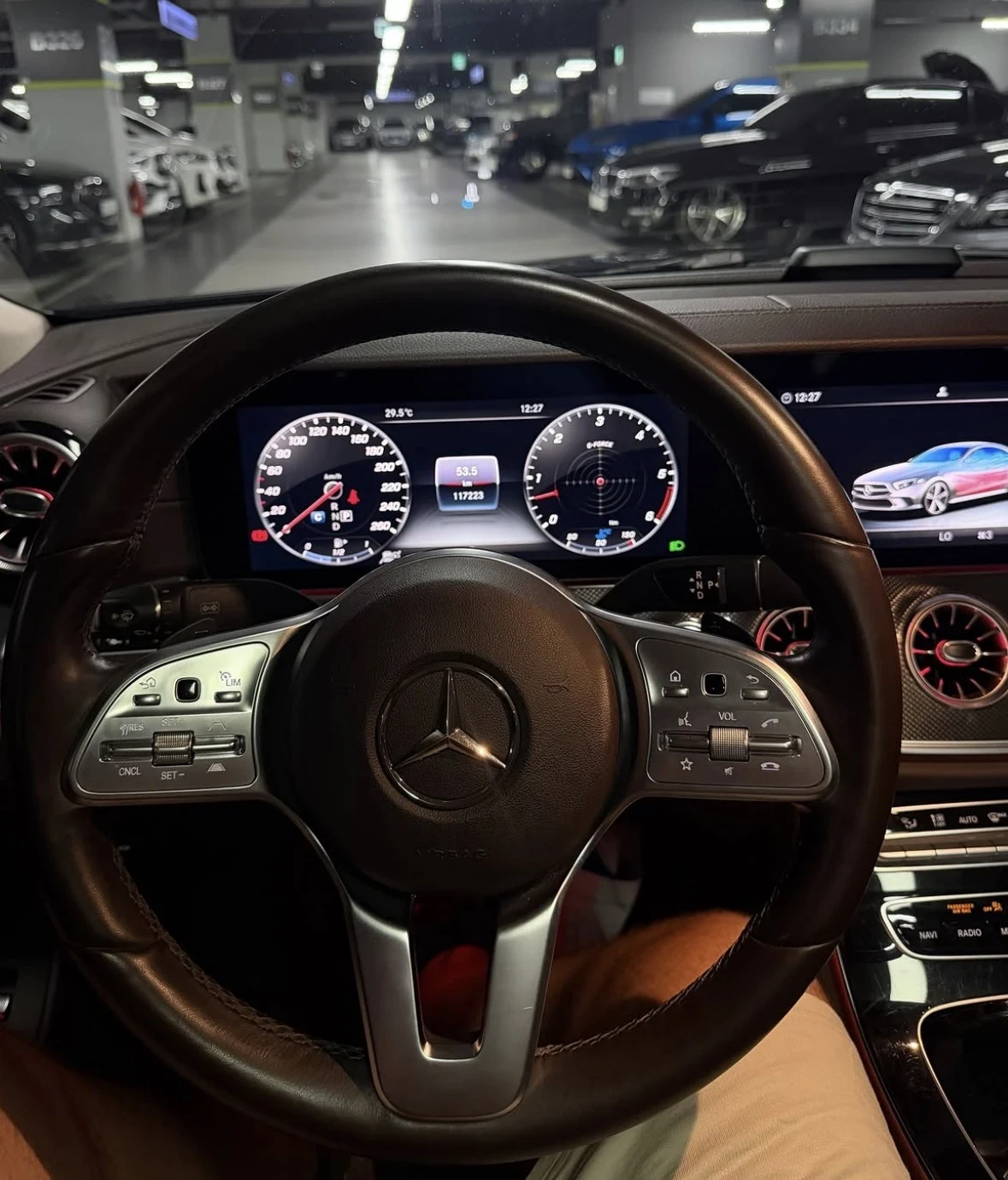 Mercedes-Benz CLS 400 D 4MATIC AMG packet, снимка 11 - Автомобили и джипове - 56153093