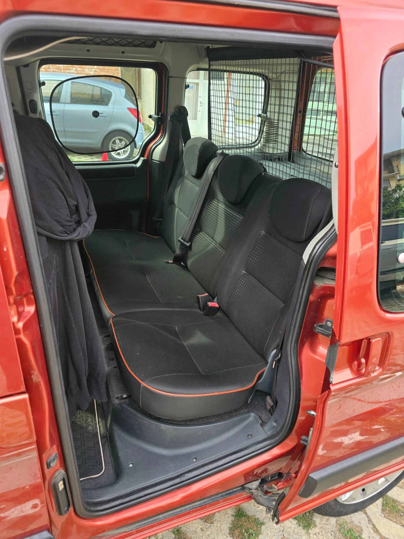 Peugeot Partner 2.0d 90к.с 1 собственик ТОП!, снимка 9 - Автомобили и джипове - 56245282