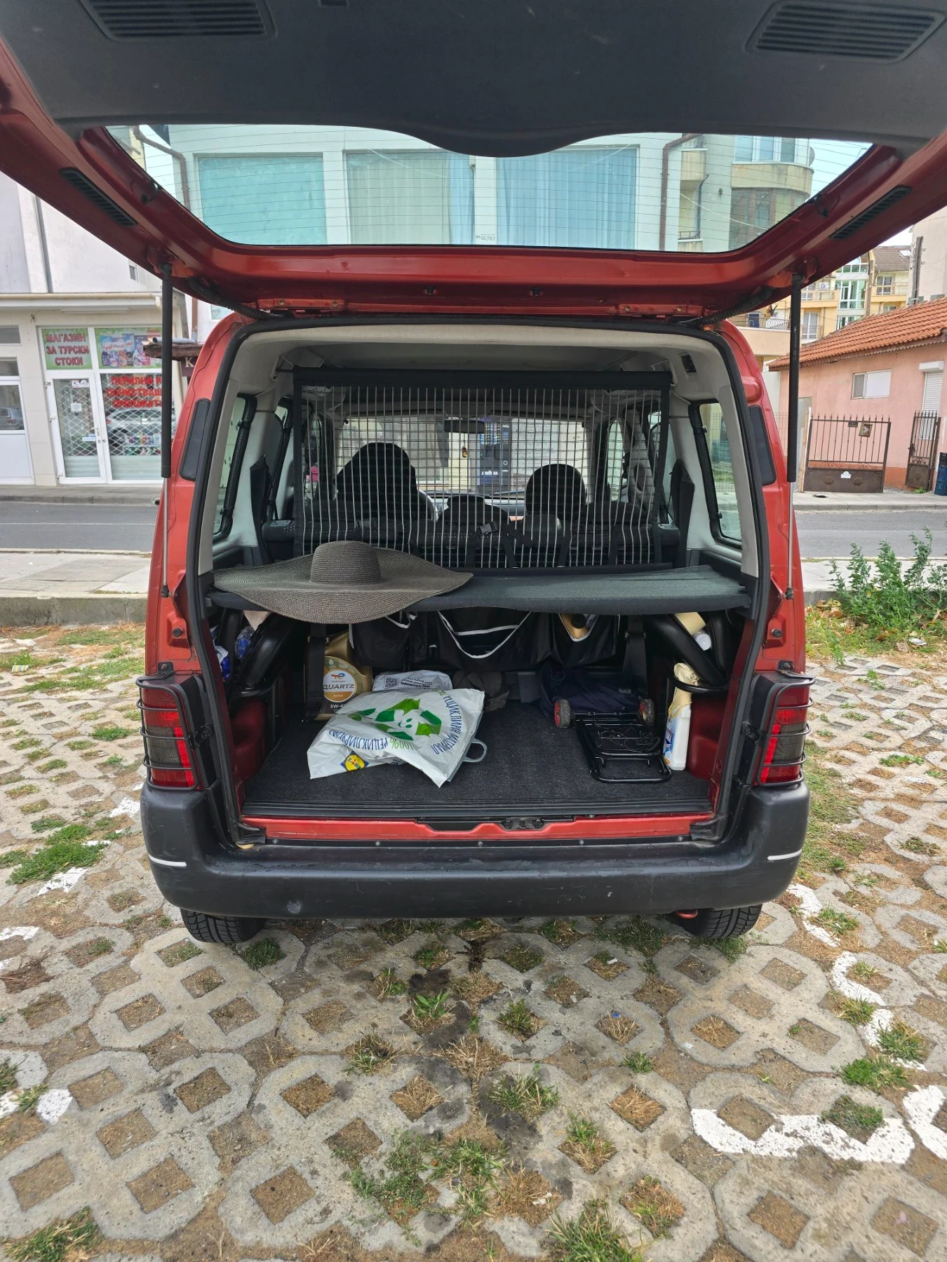 Peugeot Partner 2.0d 90к.с 1 собственик ТОП!, снимка 8 - Автомобили и джипове - 56245282