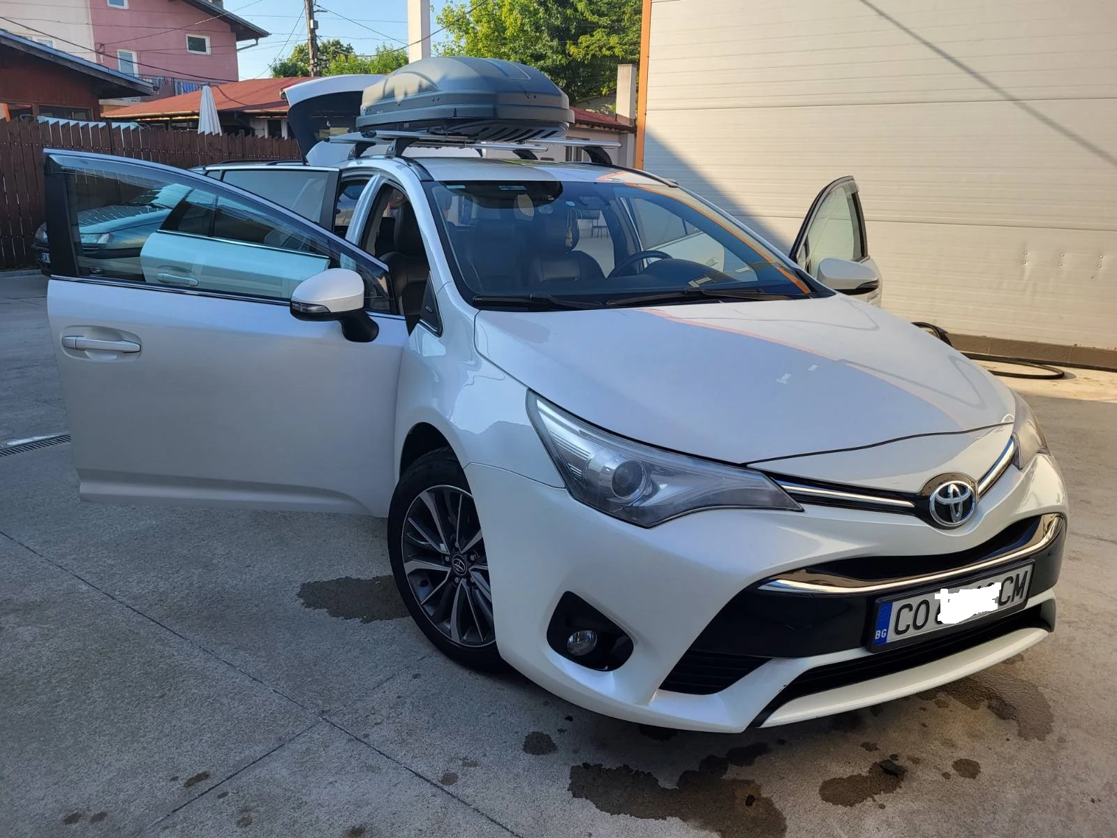 Toyota Avensis, снимка 2 - Автомобили и джипове - 56565220